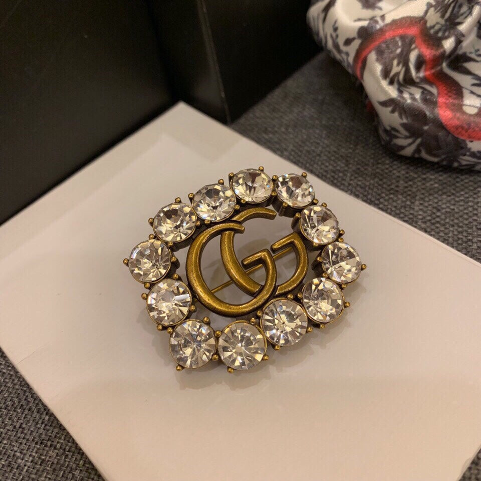 Good Square Diamond Girl Brosche