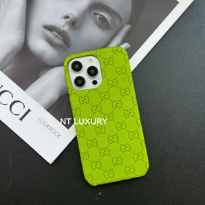 Coque de téléphone colorée au design soigné (vert clair) 