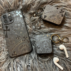 Black Trendy Airpods Case (Full Heart)