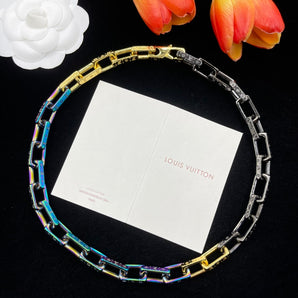 Armband und Halskette im Laser Love Design 