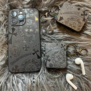 Black Trendy Airpods Case (Full Heart)