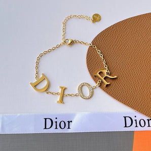 Bracelet lettre strass 