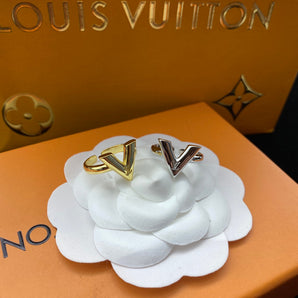 Simple V-Shaped Open Ring