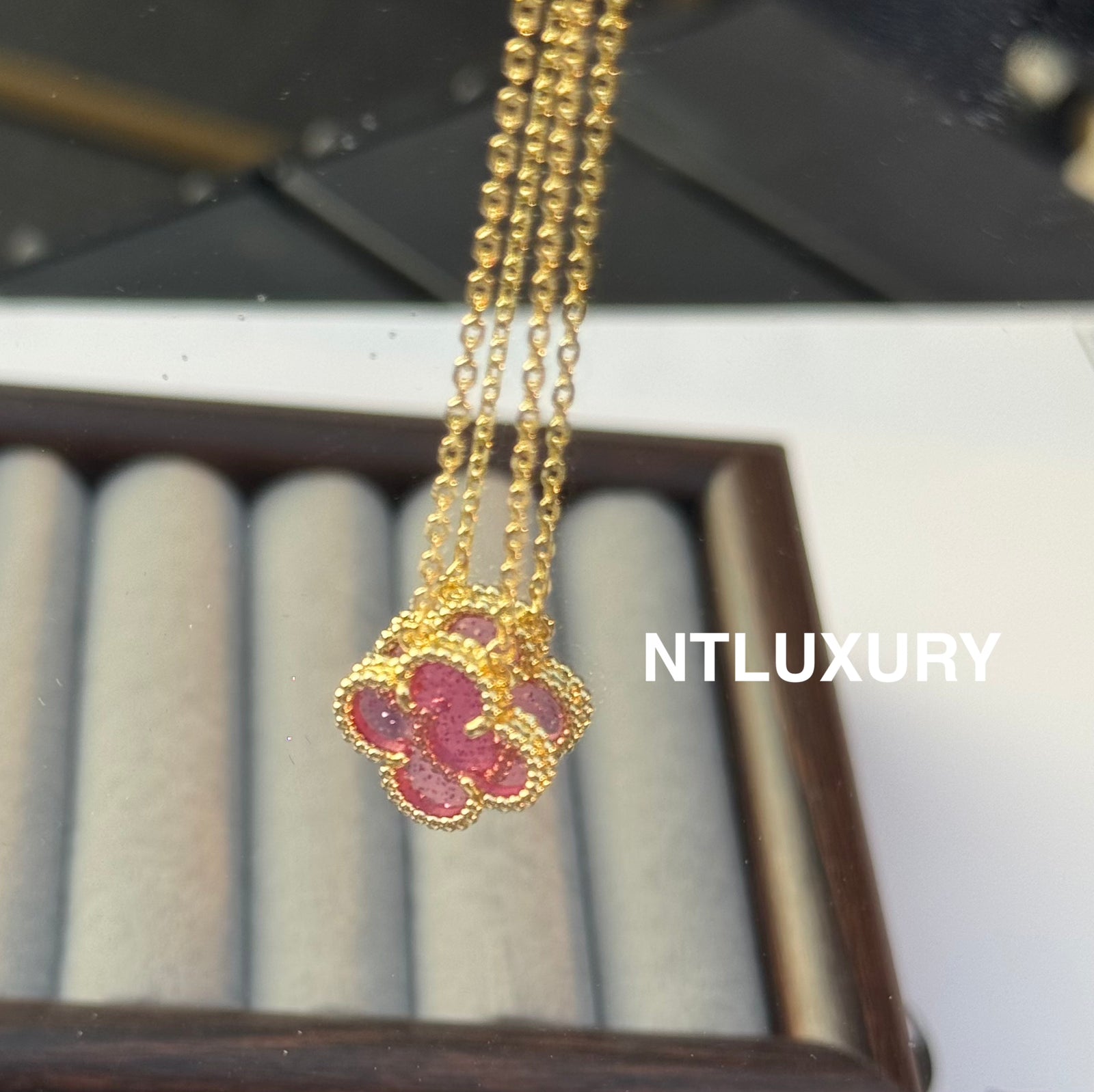 Leaves Gold Designs 4-delige set (oorbellen+ring+armband+ketting) - Roze Nieuw