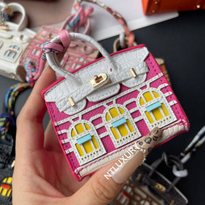 Niedlicher Mini-Haus-Anhänger (Magenta) 