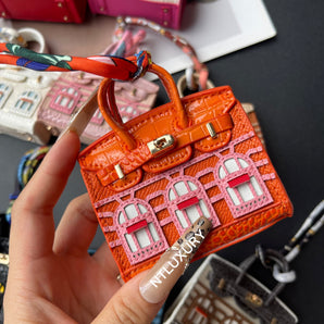 Niedlicher Mini-Haus-Anhänger (Orange) 