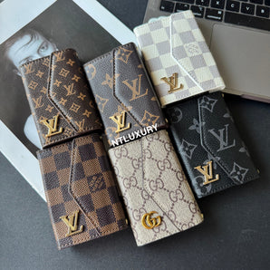Curved Edge Love Tri-Fold Wallet