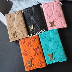 Curved Edge Colorful Love Tri-Fold Wallet