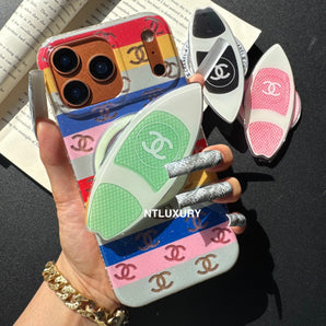 Étui de téléphone coloré pour fille avec support Magsafe (skateboard)