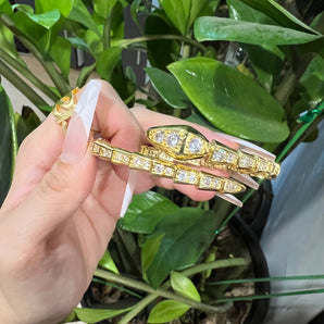 Armband mit Schlangenmotiv 
