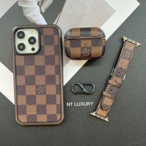 Traditional Touch Airpods Case (Brown)