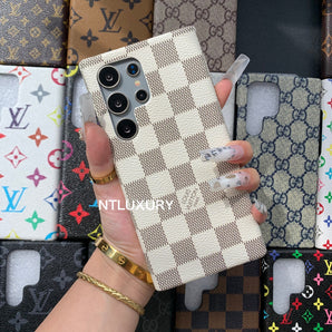 Traditional Love Samsung Case (White Latticed)