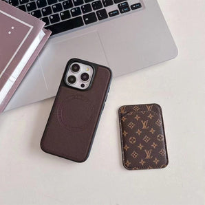 Étui de téléphone avec poche pour carte Magsafe (Petit Amour) 
