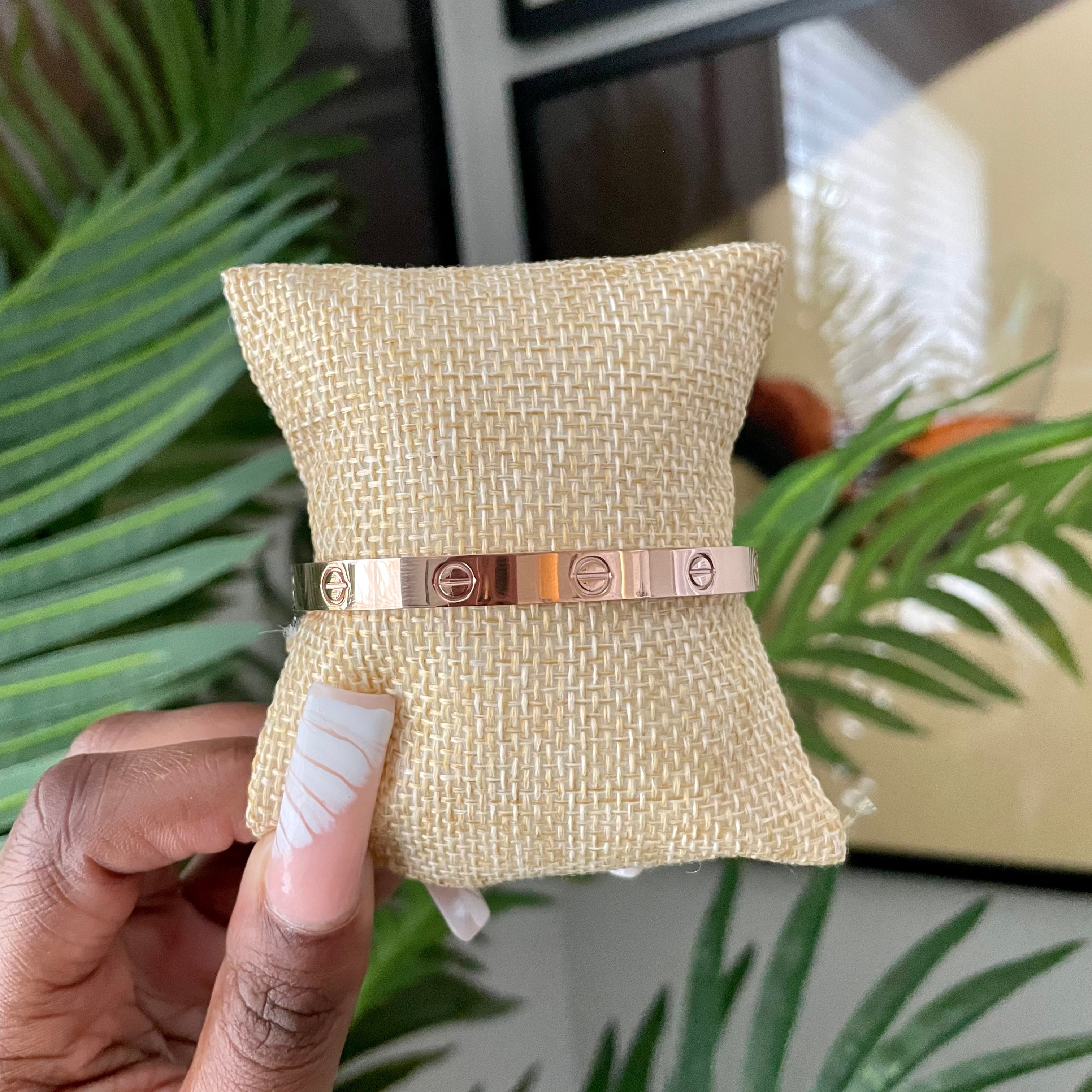 Rose Gold Love Armband (with screwdriver)