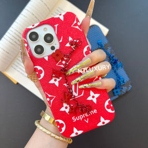 Schicke Handyhülle für Mädchen mit Taillenband 
