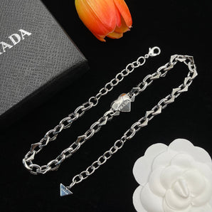 Veuillez collier à chaîne