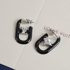 Sweet Love Design Earrings