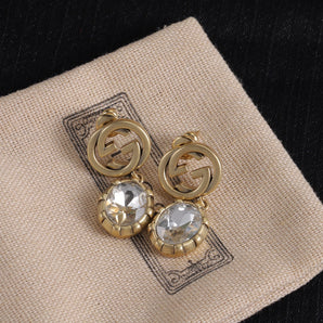 Good Fancy Design Bracelet & Earrings & Necklace (White)
