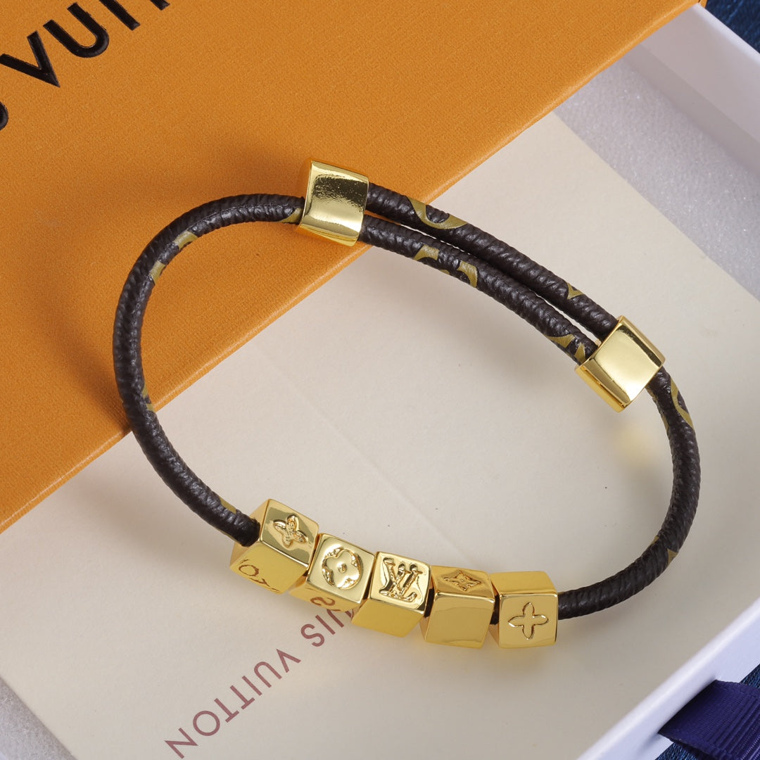 Love Armband E9820