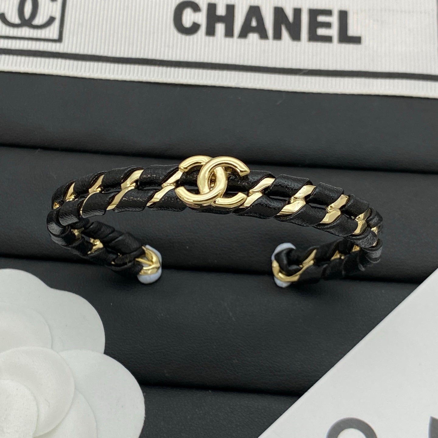Coco Girl Black & White Armband