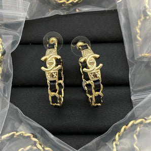 Coco Girl Hoop Earrings