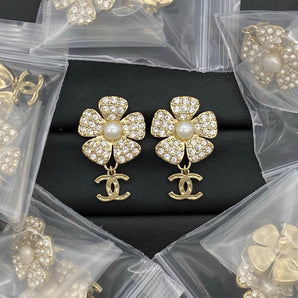 Flower Drop Earrings